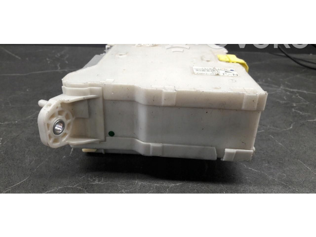 Блок предохранителей  82730-53022   Lexus IS 220D-250-350    