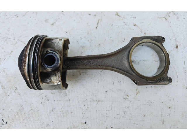 Поршень с шатуном 066DN Audi A6 C7