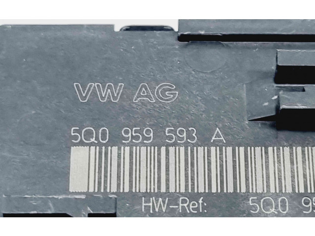 Блок комфорта 5Q0959593A Audi A3 S3 8V