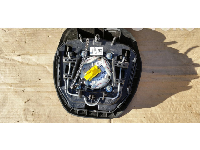 Надувная подушка для руля Renault Clio IV 2012 - года