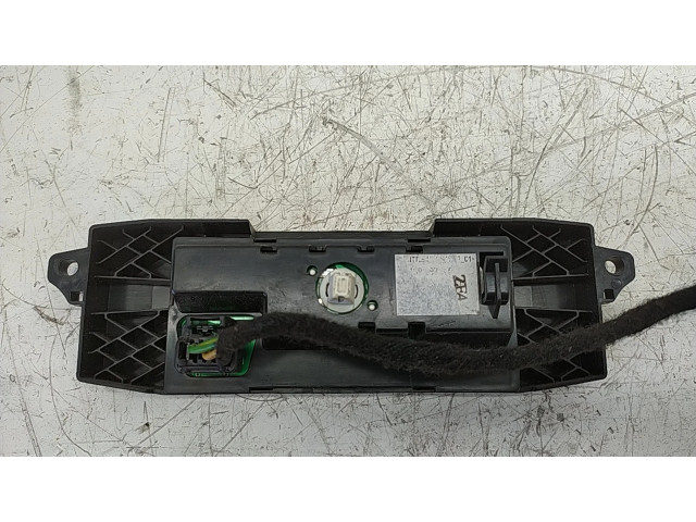 Дисплей       Citroen C2