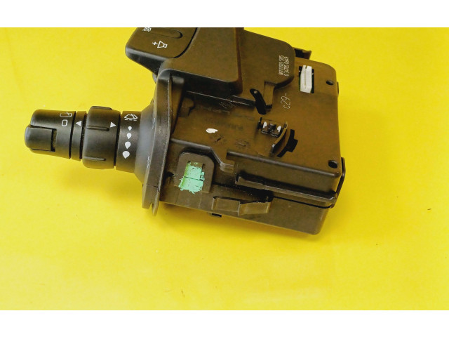 Ручка стеклоочистителей 88103003 Renault Clio II