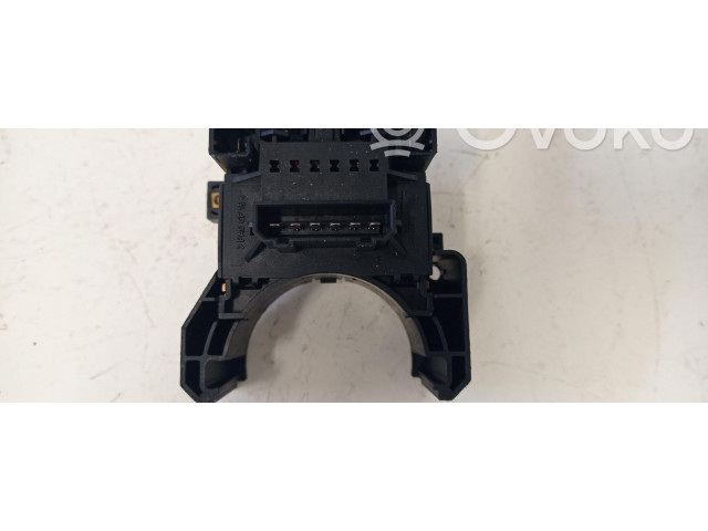 Переключатель дворников 4BO953503H Audi A3 S3 8L