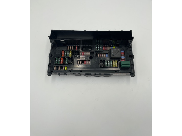 Блок предохранителей 9210863, 02133940   BMW X3 F25    