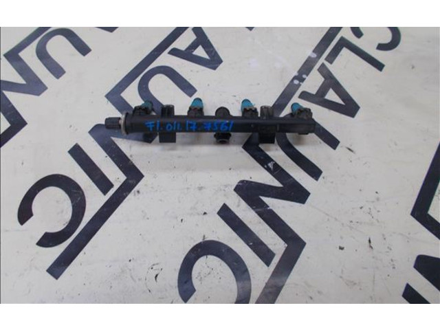 Vstřikovací lišta FI.011.17.7561 Fiat Punto (188)