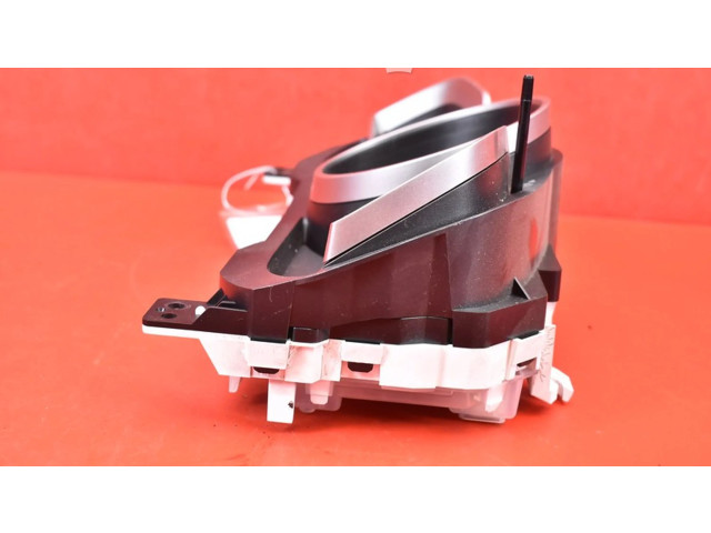 Панель приборов HNBHS5F, HNBHS5F Mazda 3 II