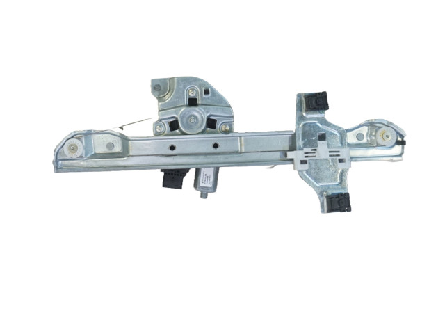 Генератор 9829512880   Peugeot 2008 I      