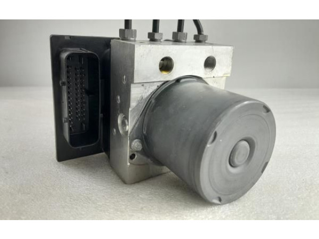 Блок АБС 0265234035, 6762059 BMW X3 E83 2003 - 2010 года