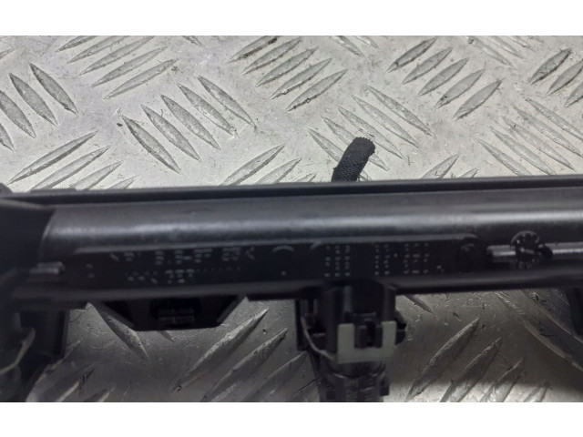 Топливная рампа 036971824A Audi A2