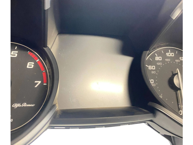 Přístrojová deska Alfa Romeo Stelvio 2019 50559284