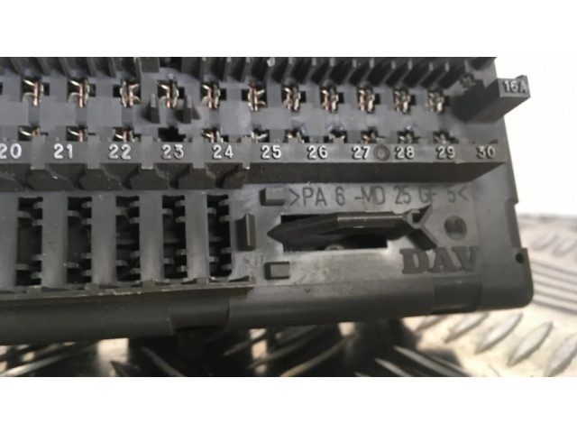 Блок предохранителей 5970109547 Peugeot Expert