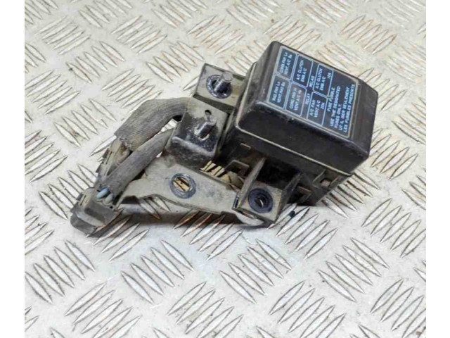 Pojistková skříňka 521F024 Dodge Stealth 1993