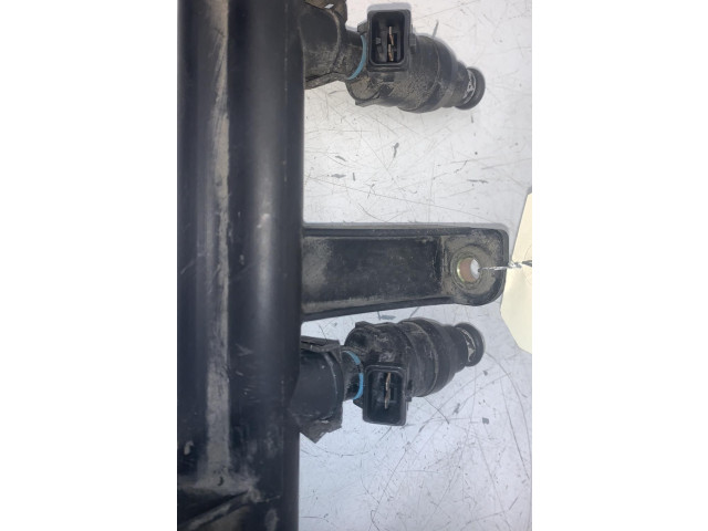 Топливная рампа Citroen Xsara для двигателя XU7JP4_LFY