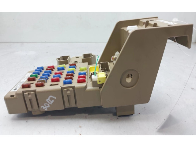 Блок предохранителей 82201FG010   Subaru Forester SH    