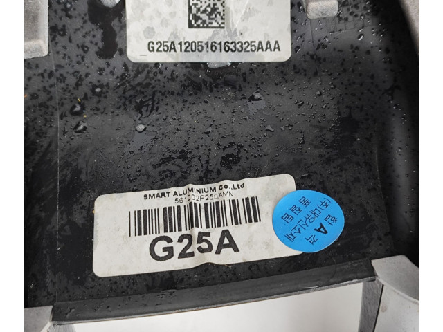 Руль 561002P250 KIA Sorento