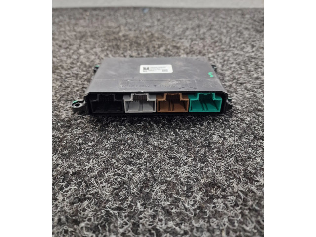 Блок управления климат-контролем 1034215-00-A Tesla Model S