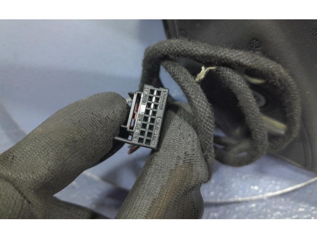 Зеркало электрическое Skoda Octavia Mk3 (5E) 2013 - 2019 года