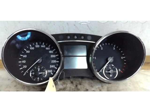 Панель приборов 2514406411   Mercedes-Benz R W251       