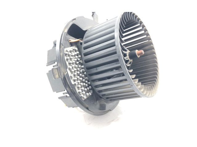 Вентилятор печки Audi Q3 8U