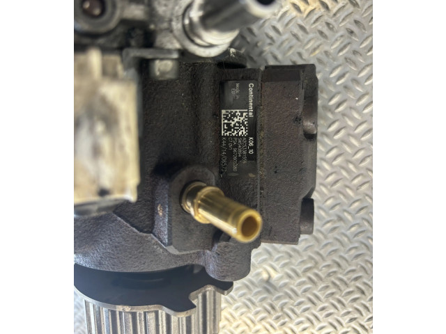 Топливный насос