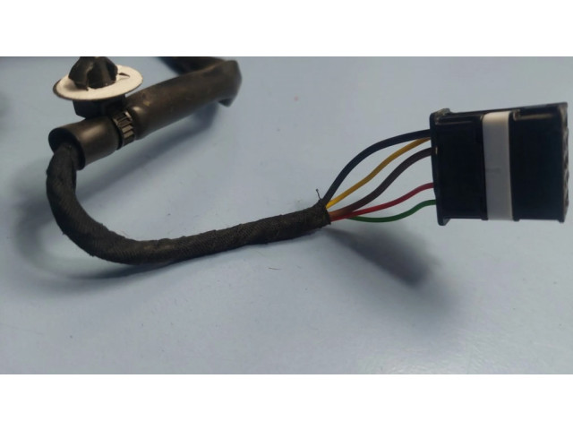 Зеркало электрическое левое Citroen Berlingo 2018- года