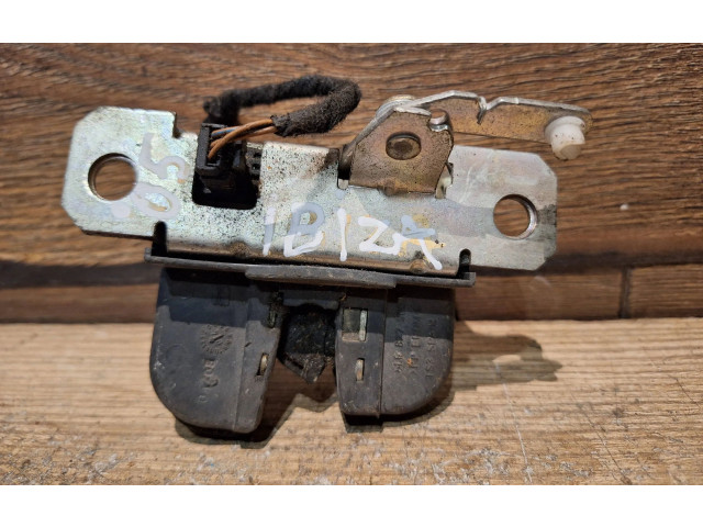 Zámek zadních dveří 6L6827505A   Seat Ibiza III (6L) 2005