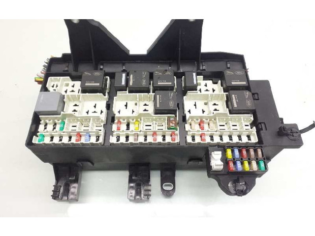 Блок предохранителей T4N11844, GX7314N073EA Jaguar XE
