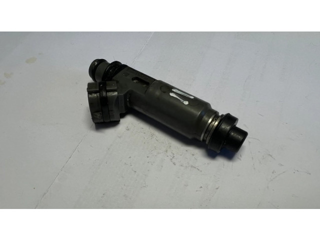 Vstřikovač 1955003110 Mazda 323 pro benzínový motor 1.5