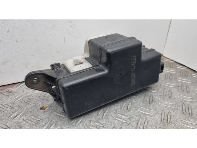 Pojistková skříňka 8965417030, 2763XA1 Toyota MR2 (W30) III 2001