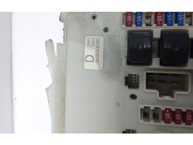 Pojistková skříňka 284b6eb30c Nissan Navara 2009