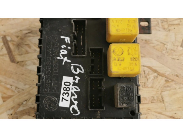 Блок предохранителей 46533389 Fiat Marea