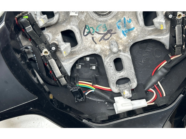 Руль Renault Captur 2013 - 2020 года 484007003R, 11042016