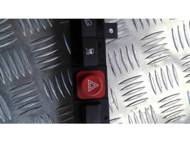 Включатель аварийных фонарей