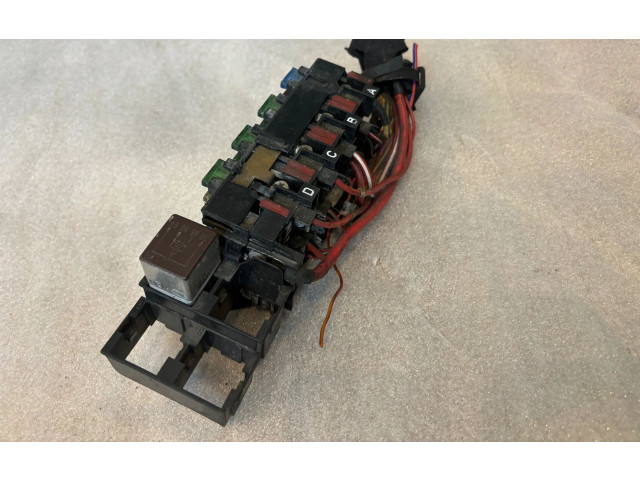 Pojistková skříňka 1405454840, A1405454840 Mercede-Benz S W140 1994