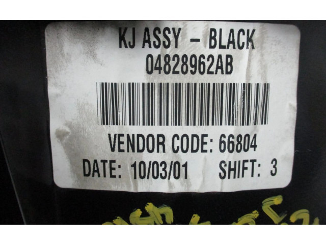 Панель приборов 04828962AB   Jeep Cherokee III KJ       