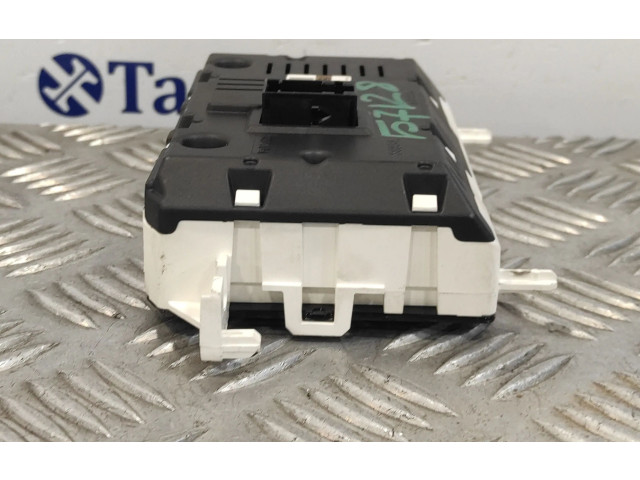 Дисплей AA6T18B955AA Ford Fiesta