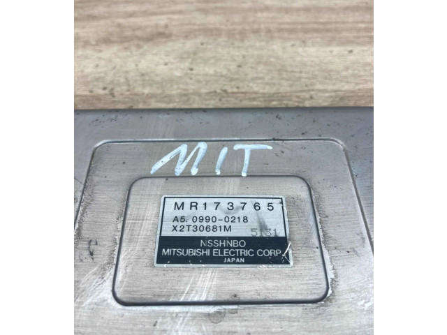 Блок управления АБС MR173765, X2T30681M Mitsubishi Galant