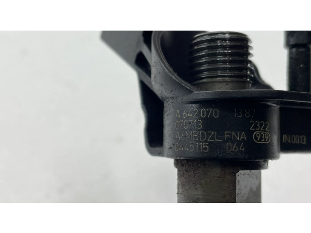 Форсунка A6420701387, 0445115064    Chrysler 300 - 300C для дизельного двигателя  3