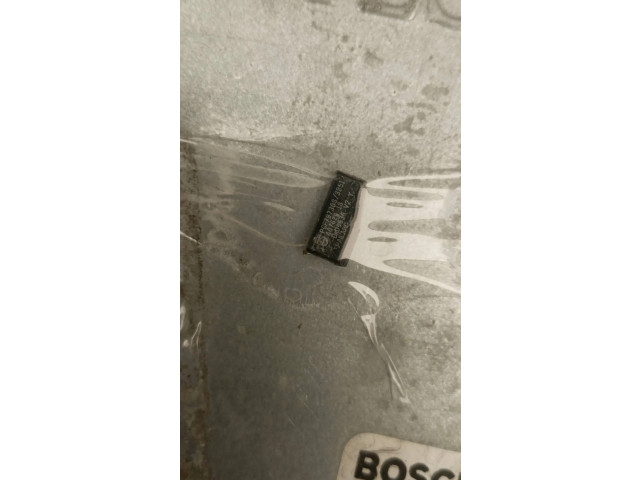 Řídící jednotka 0281001373, 2246763 BMW 5 E39 1997