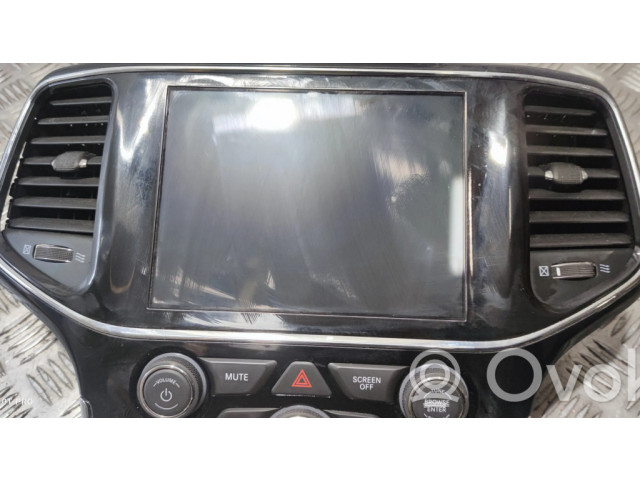 Дисплей    68388670AB   Jeep Grand Cherokee