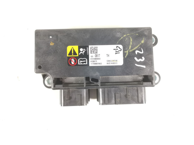 Блок подушек безопасности 13534490, 812586170 Chevrolet Camaro