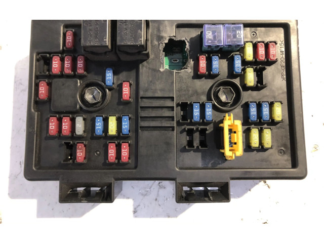 Pojistková skříňka Z22D1 Chevrolet Captiva 2010