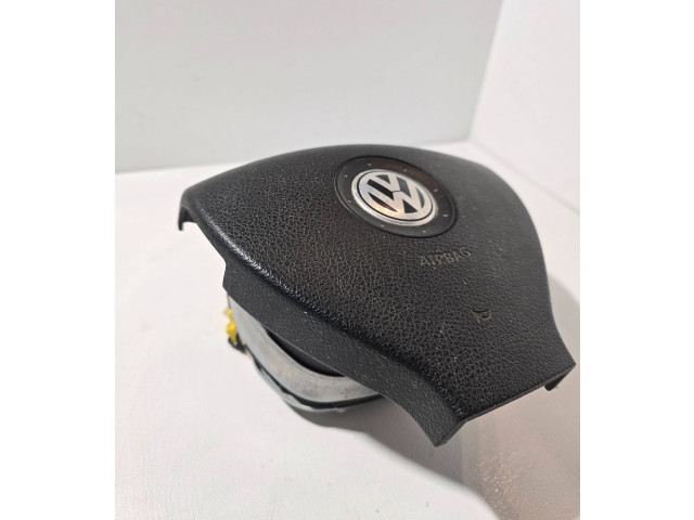 Подушка безопасности водителя 2K0880201E   Volkswagen Caddy