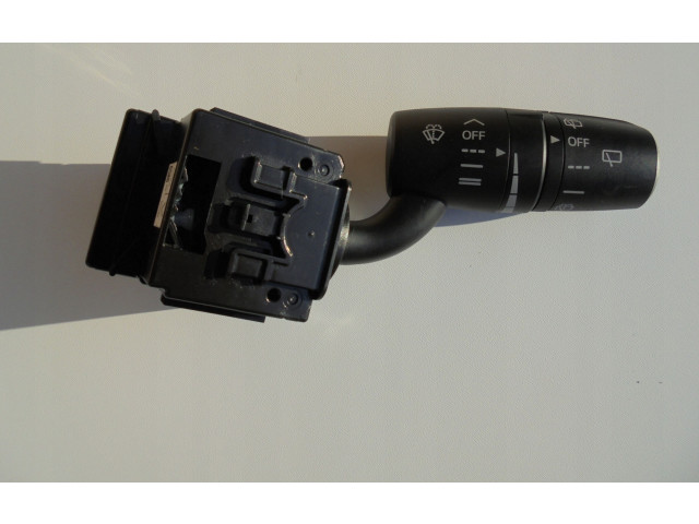 Ручка стеклоочистителей Mazda CX-3