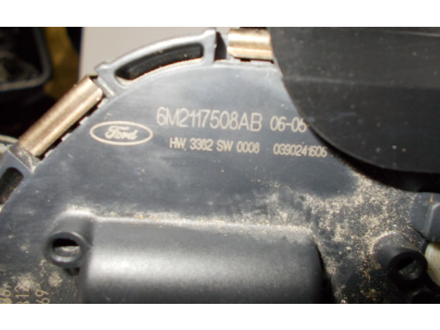 Двигатель стеклоочистителей