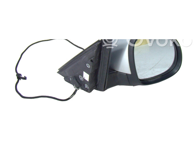Зеркало электрическое Skoda Yeti (5L) 2009 - 2017 года