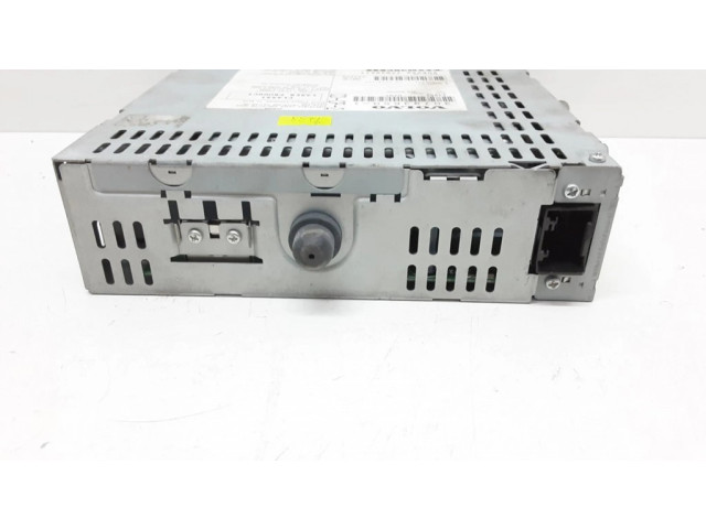 Радио/ проигрыватель CD/DVD / навигация