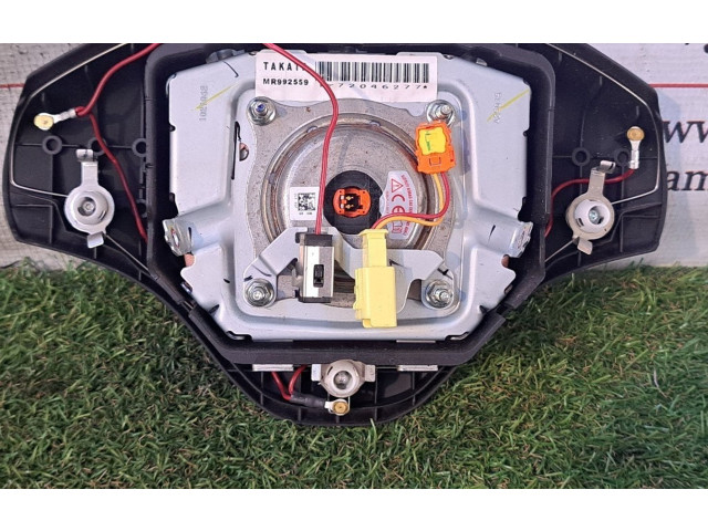 Подушка безопасности водителя MR992559, 4D56DOHC Mitsubishi L200