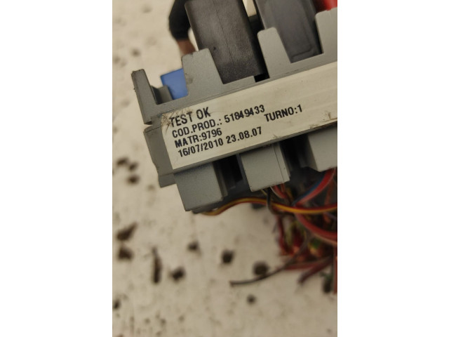 Pojistková skříňka Alfa Romeo Giulietta 2010