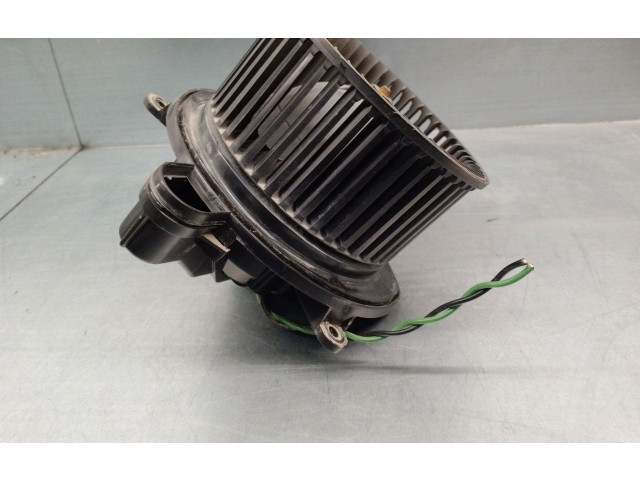 Вентилятор печки 68020234AA, 939740F Jeep Grand Cherokee (WK)